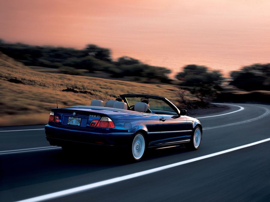  BMW 325Ci Convertible 2004 года  (фото 1 из 1)